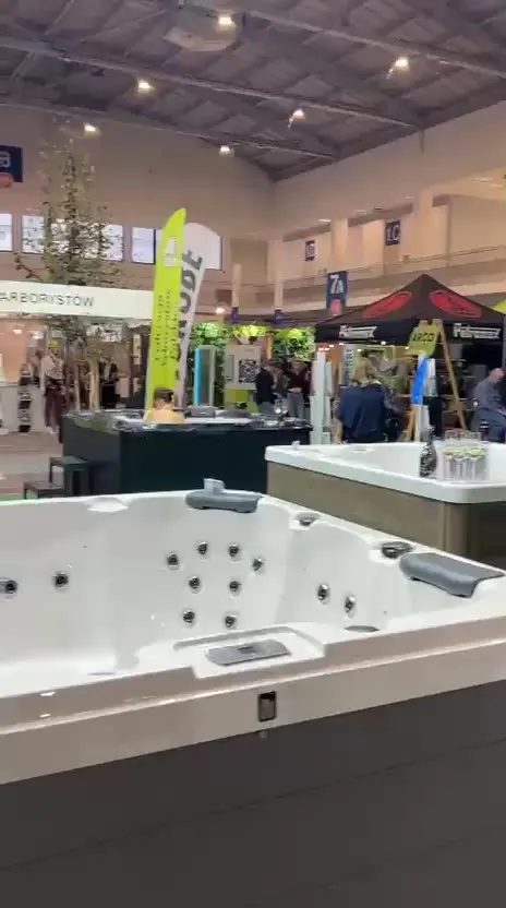 Wanny AquaMedSpa na hali targów Gardenia.